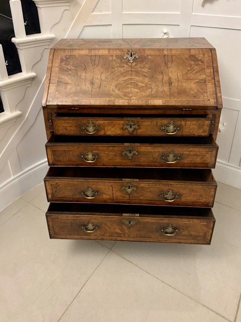Superb Early 18th Century Quality Antique George I Walnut Bureau